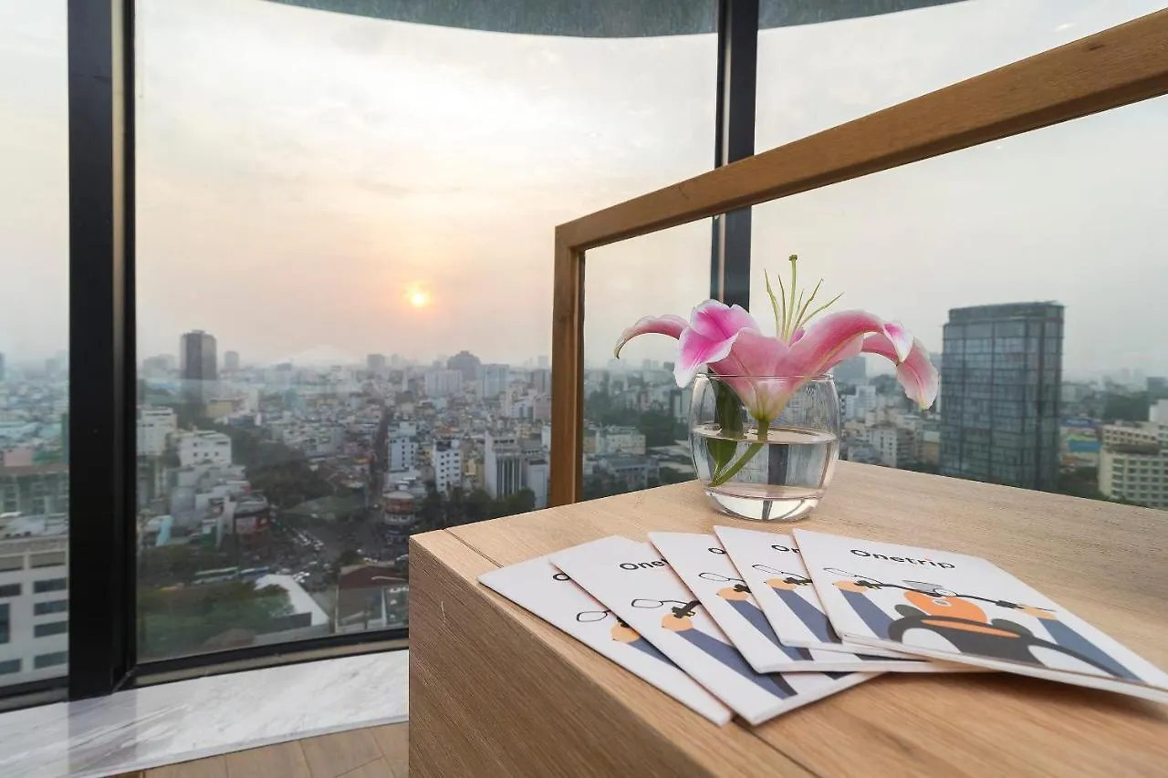 Capella The One 0*, Ho Chi Minh